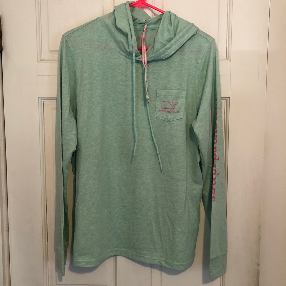 Vineyard vines light sweatshirt